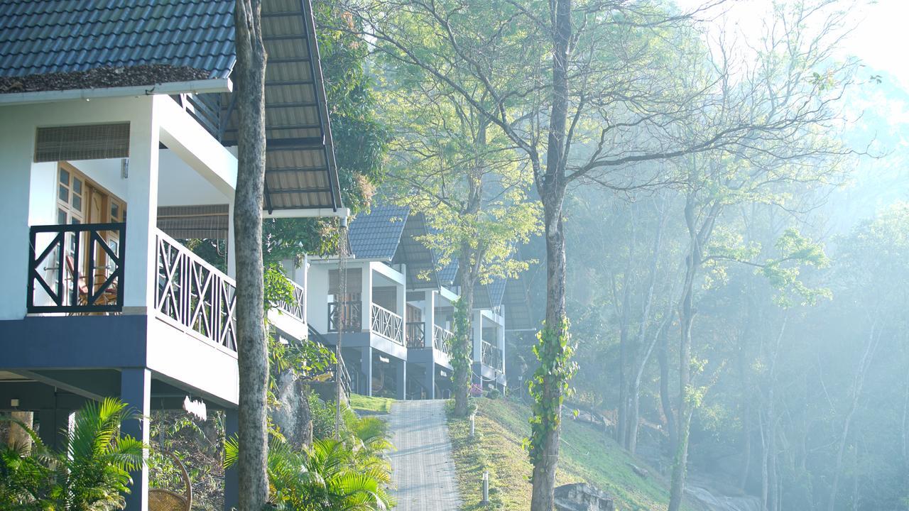 Woodrose Resort 卡尔佩特塔 外观 照片