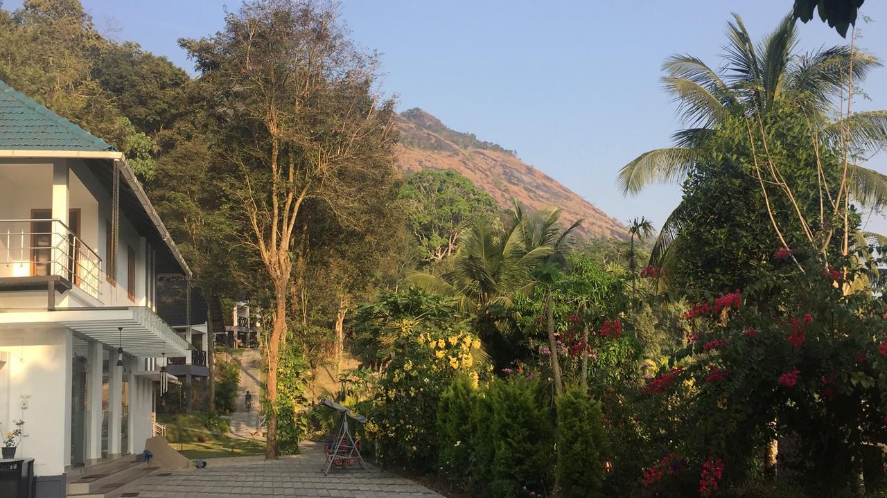 Woodrose Resort 卡尔佩特塔 外观 照片