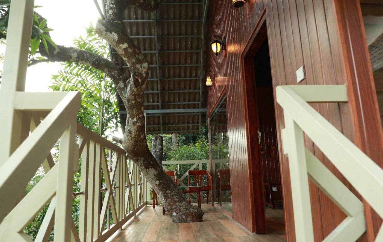 Woodrose Resort 卡尔佩特塔 外观 照片